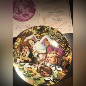 Vintage Alice in Wonderland 1980 Royal Cornwall LTD Mad Hatters Tea Party plate
